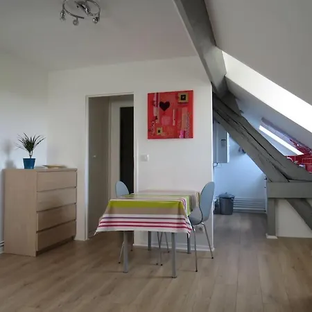 Studio Meuble A *